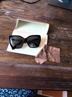 Burberry Tamsin Designer Sunglasses- Black (model BE4366)